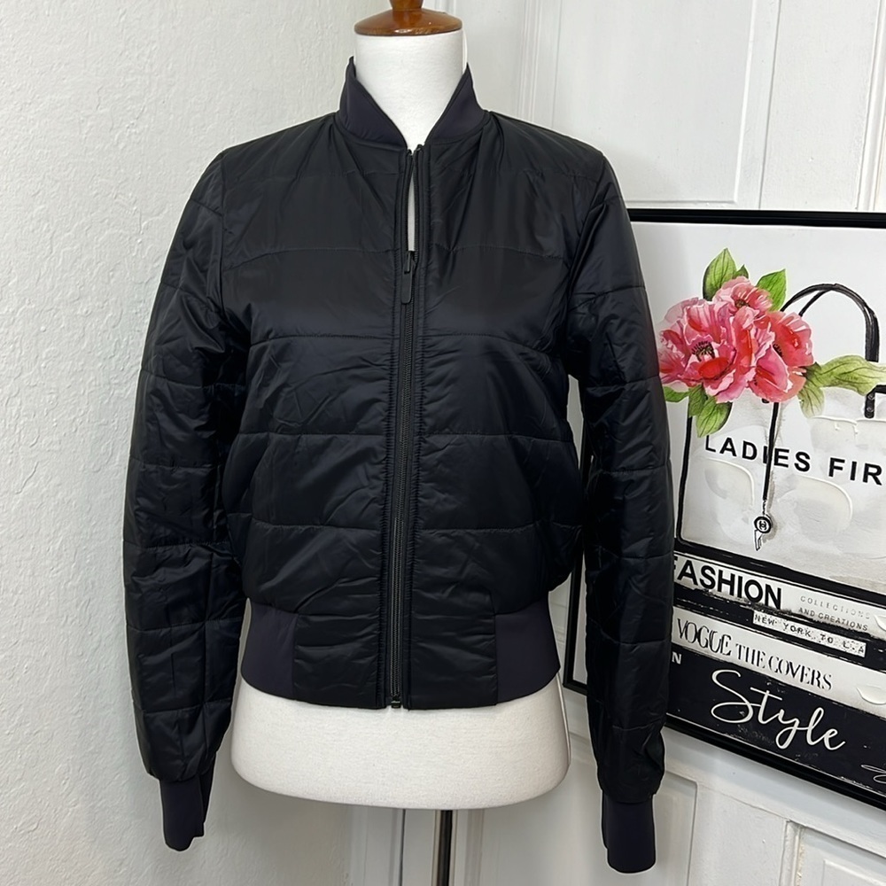 Lululemon Black Non-Stop Reversible Bomber Jacket Size 2 - Picture 3 of 13